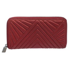Valentino - Portefeuille zippé en tissu enduit rouge