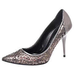 Burberry Metallic Olive Green Laser Cut & Nova Check Pointed Toe Pumps Size 38.5