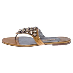 Gina Sandales plates cloutées en cuir verni moutarde taille 41