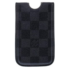 Louis Vuitton Damier Graphite Canvas iPhone 4 Cover