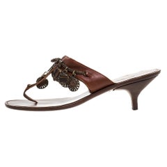Oscar de la Renta Brown Leather Charm Embellished Kitten Heel Sandals Size 37.5