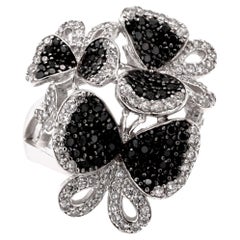 Fei Liu Schmetterlings-Cluster-Ring aus Sterlingsilber mit schwarzem und weißem kubischem Zirkon und Zirkon