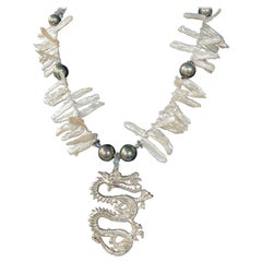 LB bietet Sterlingsilber Vintage chinesische Drachen-Anhänger-Halskette mit Biwa-Perlen