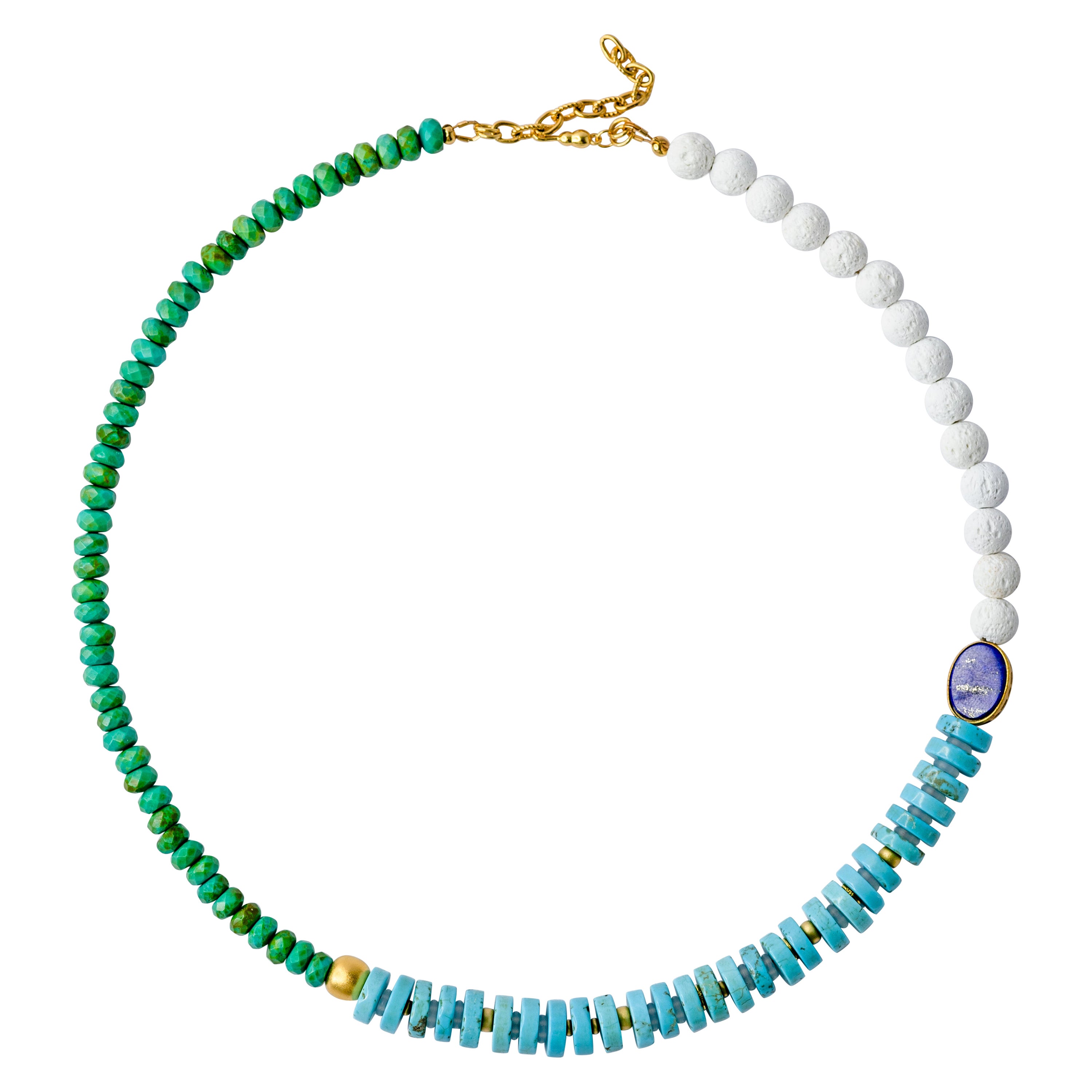 Questa collana di turchese promette di accendere in te un senso di audacia e unicità, risuonando con il tuo potere interiore ed evocando sentimenti di fiducia e sicurezza in te stesso. Abbraccia il fascino inaspettato del suo design che celebra la