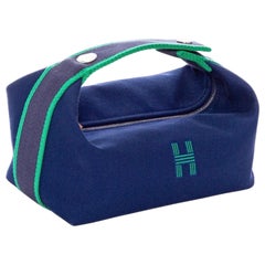 Petite valise de mariage en toile bleue et verte d'Eucalyptus Hermès 