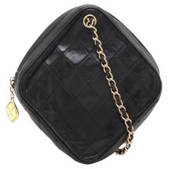 Chanel Matelasse Lammfell-Umhängetasche mit Diamantkette Schwarz