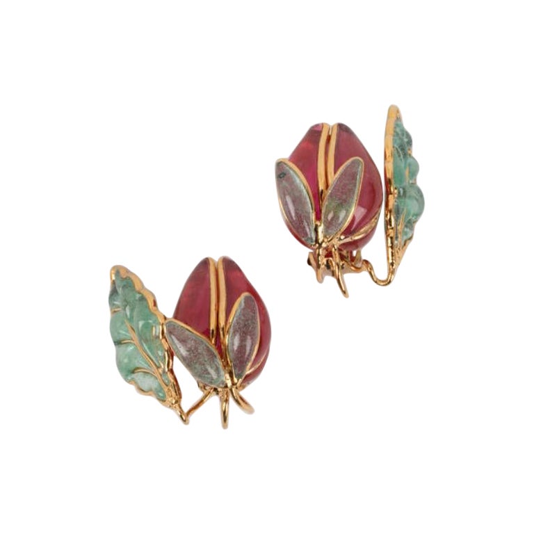 Augustine Golden Metal Clip-on Earrings with Pink Glass Paste For Sale
