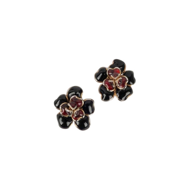 Gripoix Camellia Golden Metal Clip-on Earrings For Sale