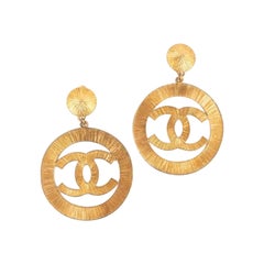 Vintage Chanel CC  Golden Metal Earrings