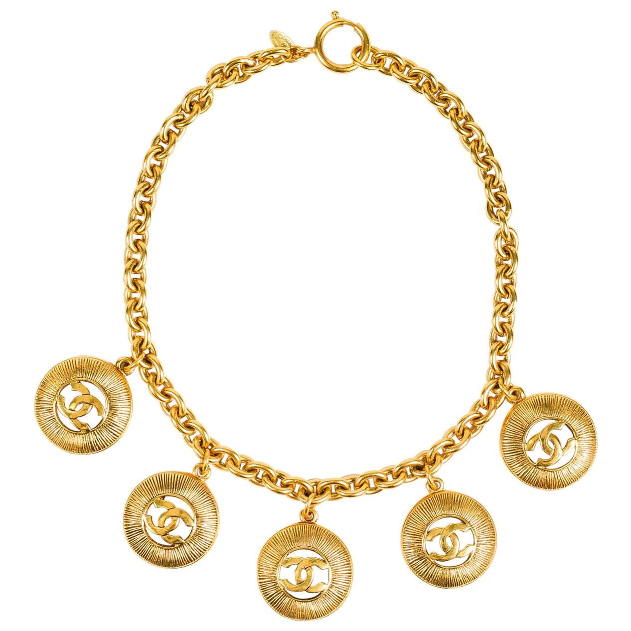 Vintage Chanel Gold Tone Etched 'CC' Medallion Charm Pedant Necklace