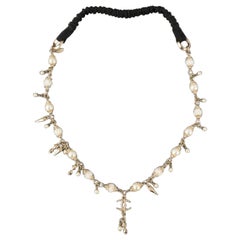 Chanel, bijoux de tête en métal champagne avec perles de costume, 2012