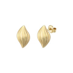 Oyster Earrings in 14K Solid Yellow Gold
