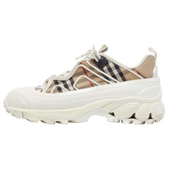 Burberry Blanco/Beige Check Tela y Goma Zapatillas Arthur Low Top Talla 43