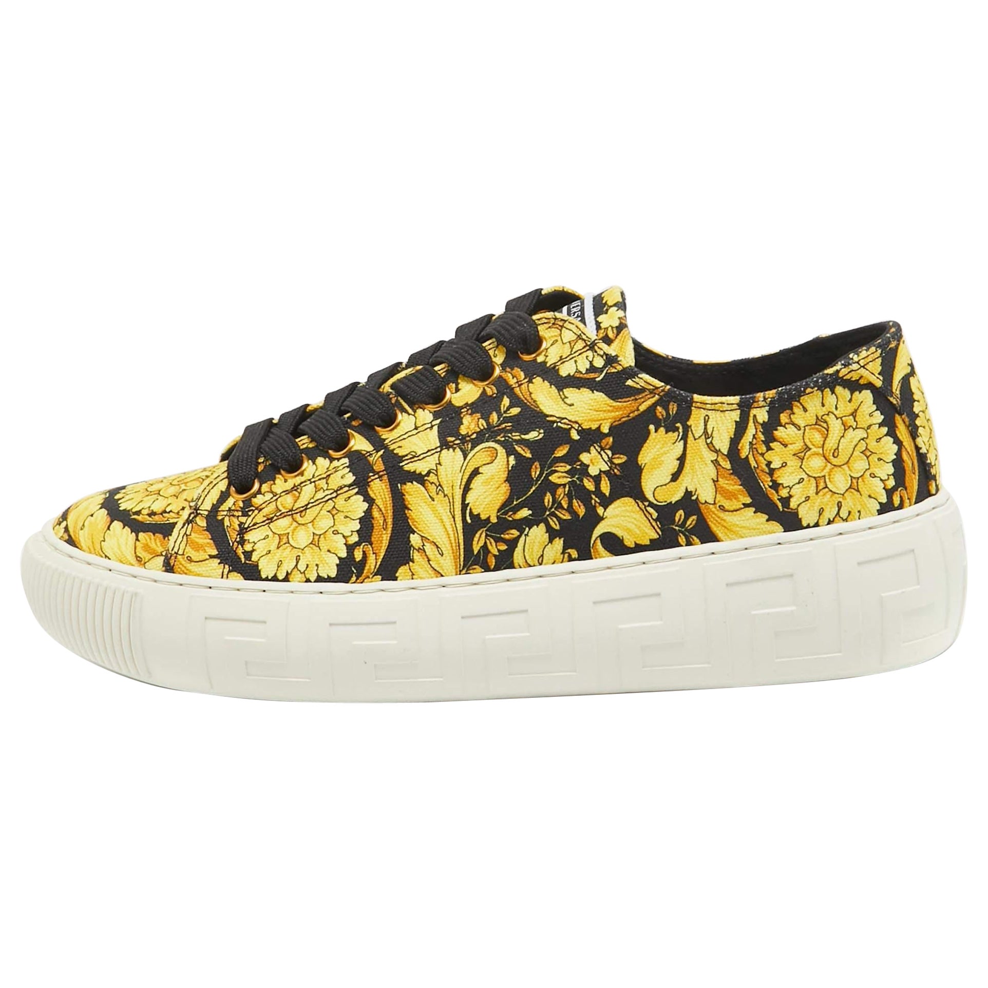 How do I spot fake Versace shoes?