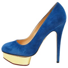 Charlotte Olympia - Escarpins Dolly en daim bleu, taille 41