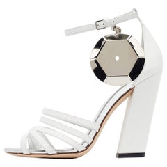 Burberry Sandali Split-Toe Hove in pelle bianca misura 38
