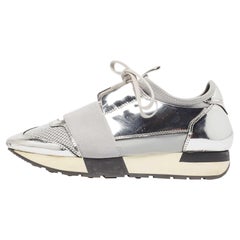 Balenciaga Zapatillas Runner de cuero plateado y malla talla 36