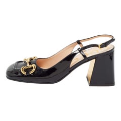 Gucci Bombas de charol negro Horsebit Slingback Tamaño 37.5