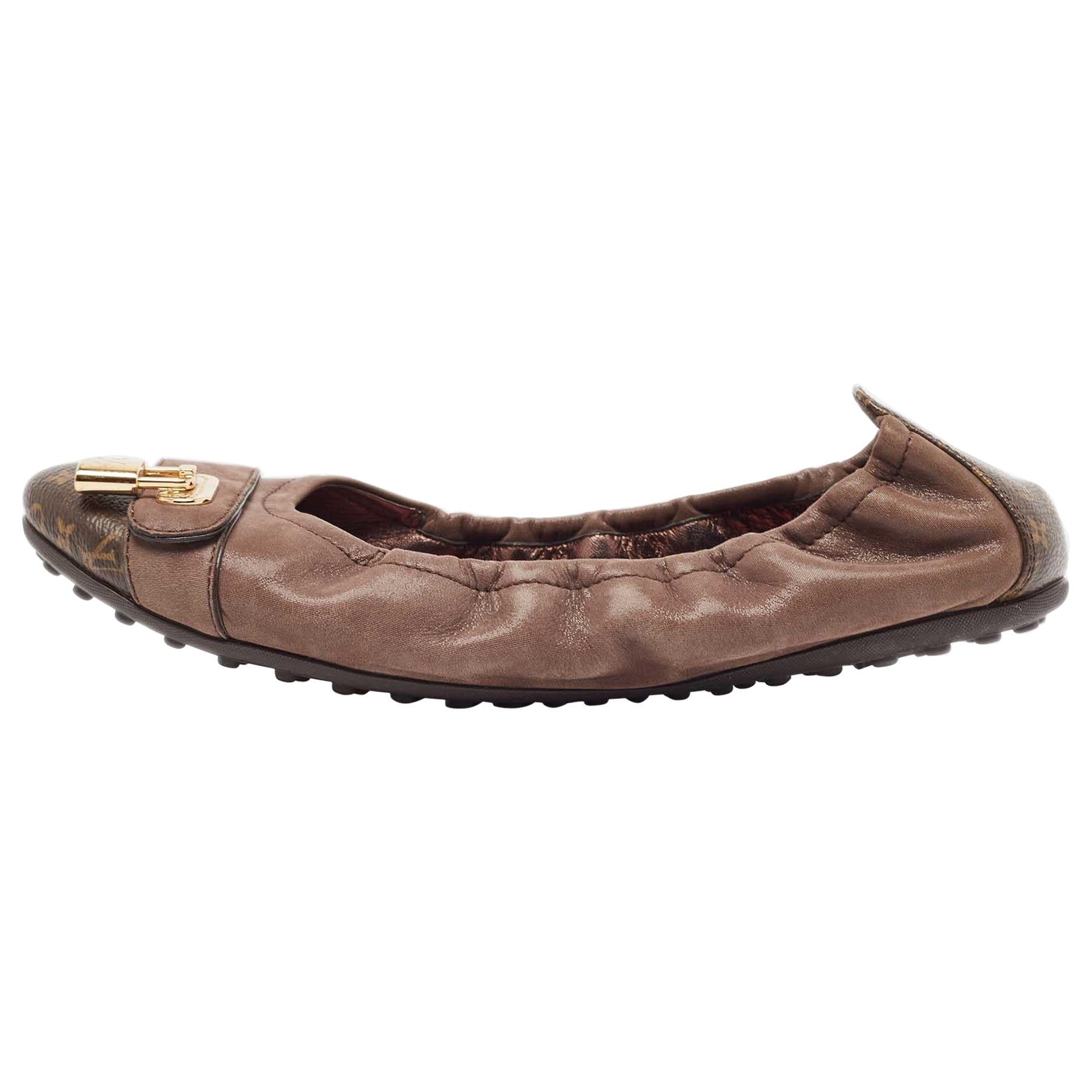 Louis Vuitton Brown Glitter Nubuck Monogram Canvas Lucky Ballet Flats Größe 38.5