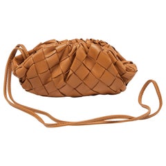 Bottega Veneta Monedero The Pouch de piel marrón