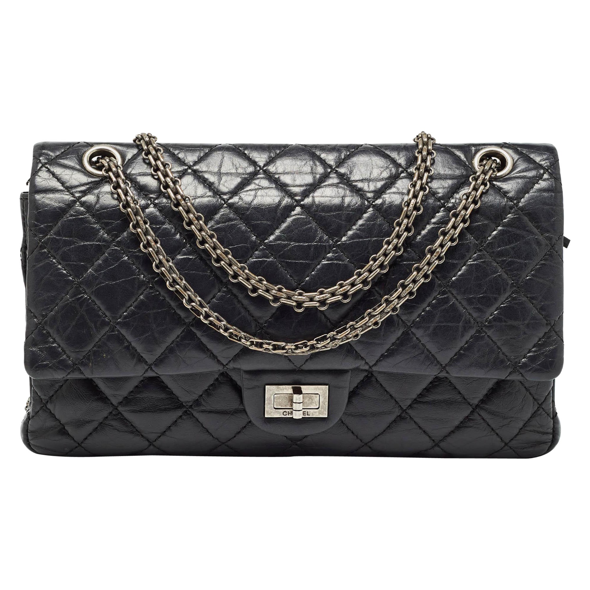 Chanel Negro Acolchado Cuero Envejecido Reissue 2.55 Classic 226 Bolso con Solapa en venta