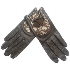 Christian Dior Chocolate Brown Leather Driving Gloves c 1970s
