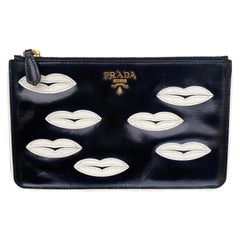 Pochette Bag Prada kiss