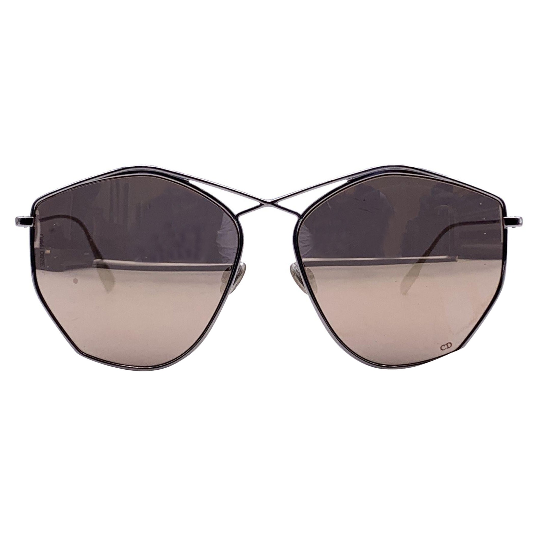 How do I know if Dior sunglasses are real?