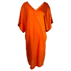 Genny 1990er Mandarin Orange Leinen & Seide Kimonoärmel Sac Kleid mit Ärmeln