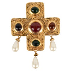 Chanel Pendant Brooch with Costume Pearly Drops, 1990/1991