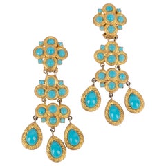 Boucles d'oreilles anciennes Gripoix avec pâte de verre bleue