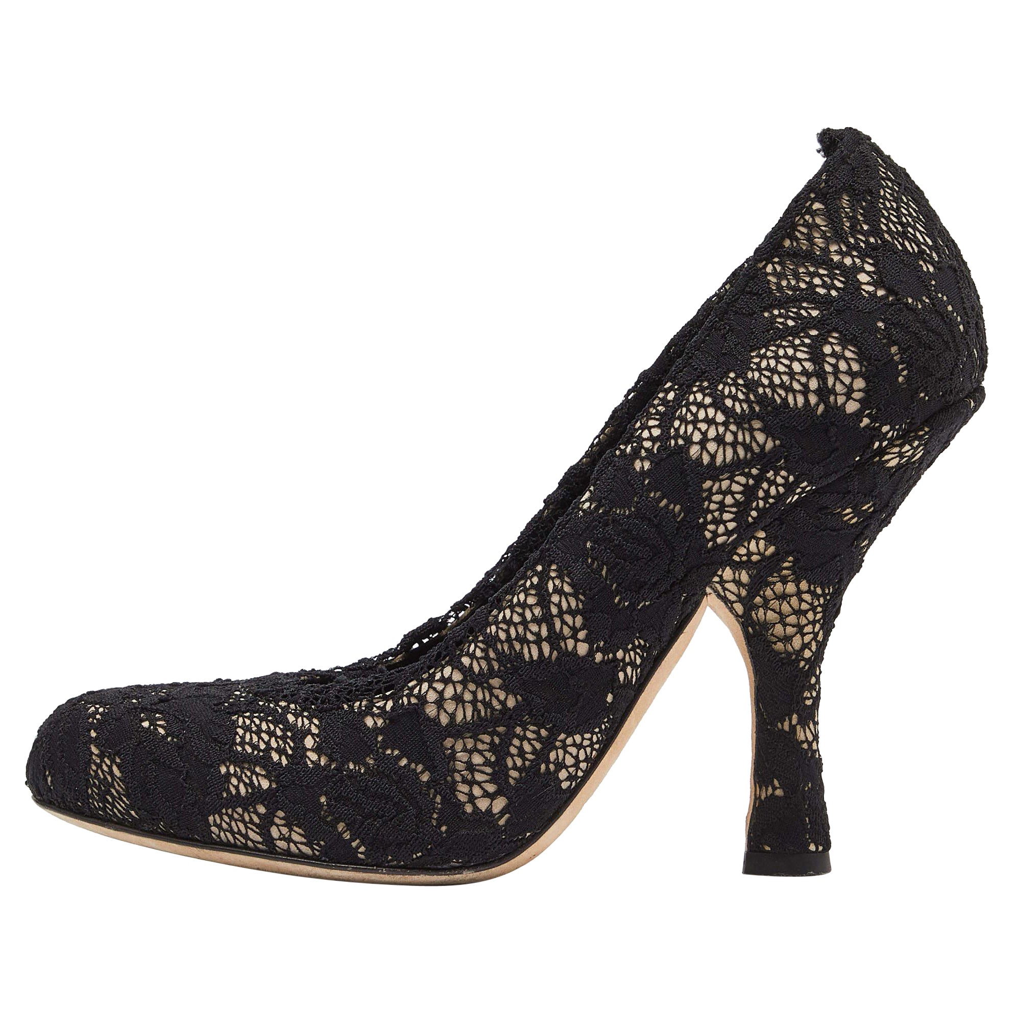 Escarpins Dolce & Gabbana à bout rond en dentelle noire, taille 37,5