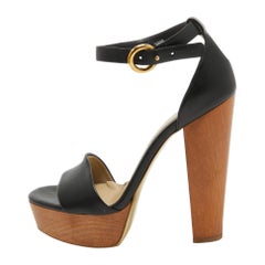 Stella McCartney Schwarze Plateausandalen mit Knöchelriemen aus Holzimitat aus Kunstleder Größe 40