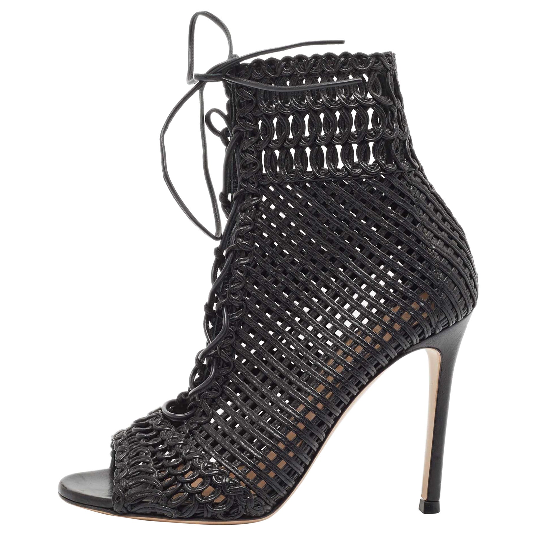 Gianvito Rossi Black Leather Woven Lace Up Sandals Size 35 For Sale