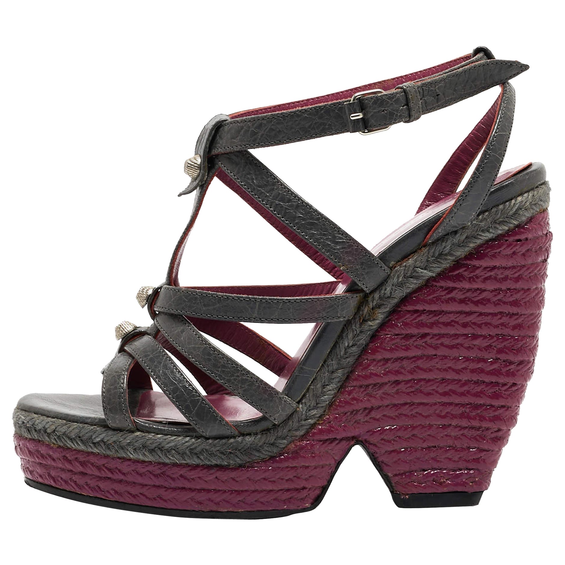 Balenciaga Graue Ledersandalen mit Knöchelriemen und Keil Größe 38