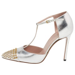 Gucci Metallic Silver Leather Studded Coline T-Strap Pumps Size 39.5