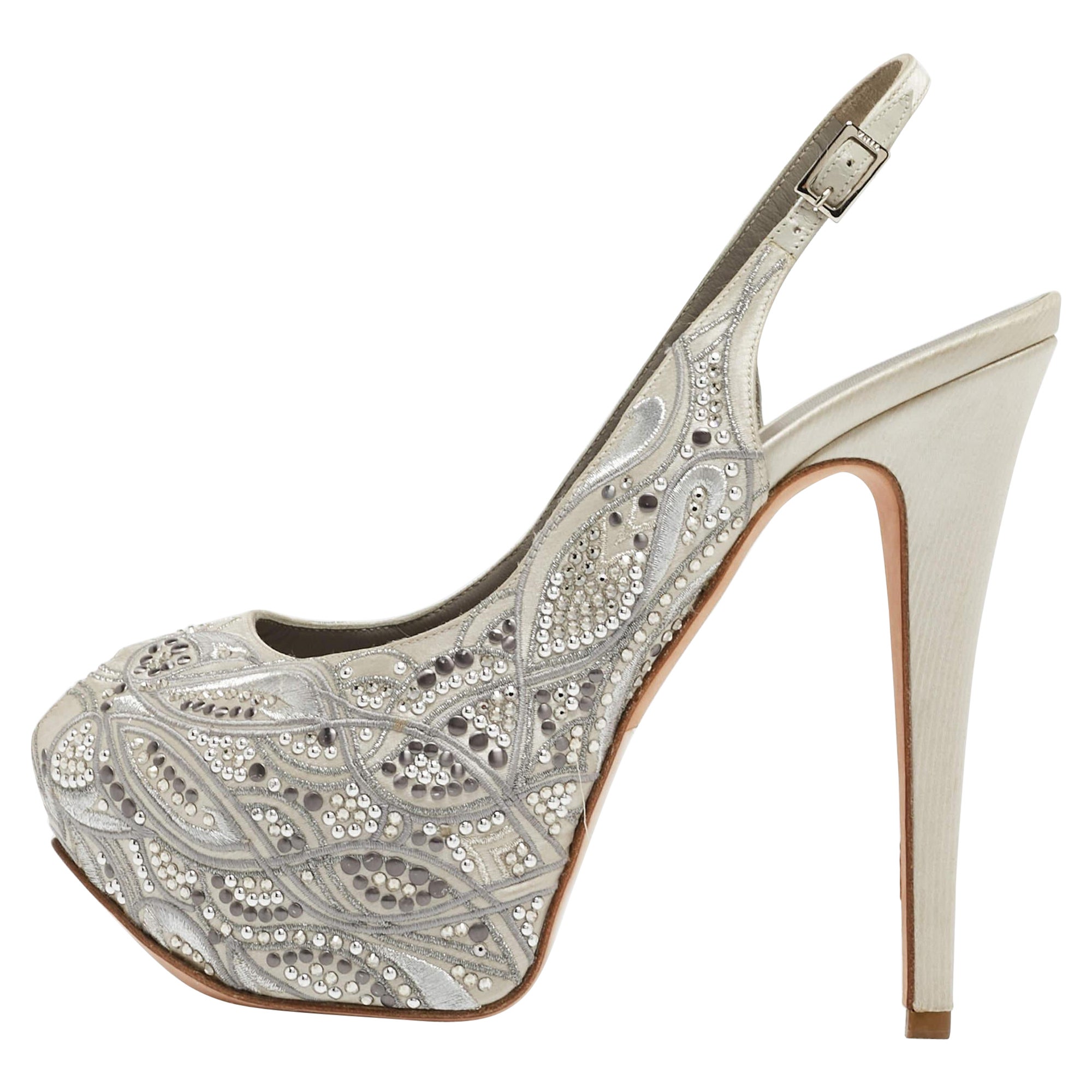 Gina - Sandali con plateau in raso grigio impreziositi Taglia 39,5 in vendita