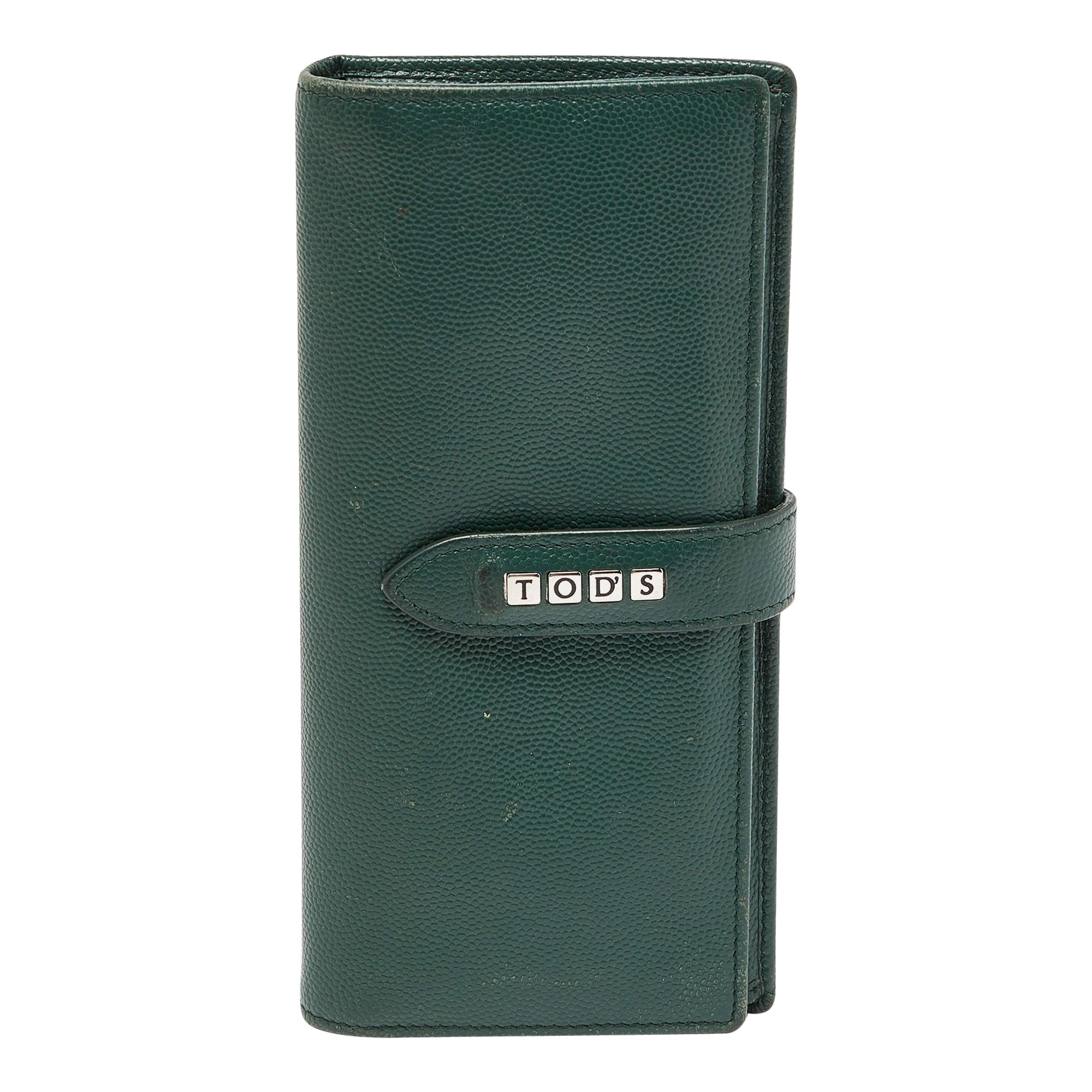 Tod's Green Leather Continental Flap Wallet For Sale