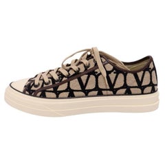 Valentino VLOGO Toile Low Top Sneaker Size EU 43.5