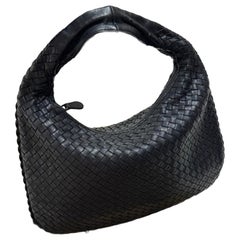 Bottega Veneta Bolso Hobo Intrecciato Mediano Piel de cordero negra 40cm