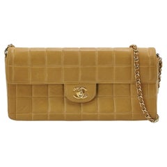 Chanel East West Chocolate Bar Beige Pelle
