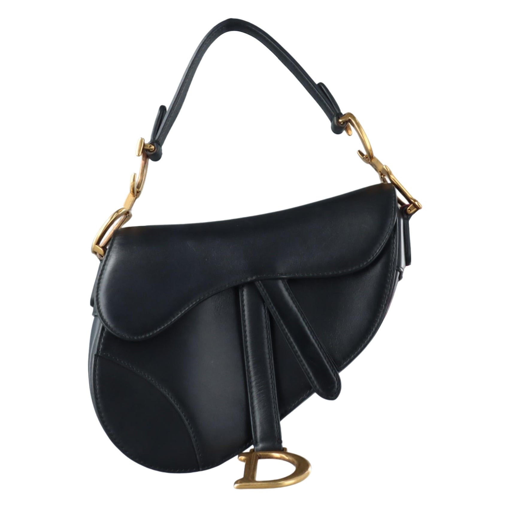 Dior Saddle Medium Black Smooth Leather with Studded Strap For Sale