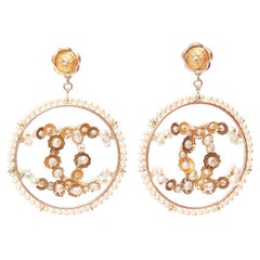 CHANEL A18 The Modernity of Antiquity Paris-Greece pearl CC pin earrings Pair