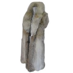 sleeveless wolf fur vest