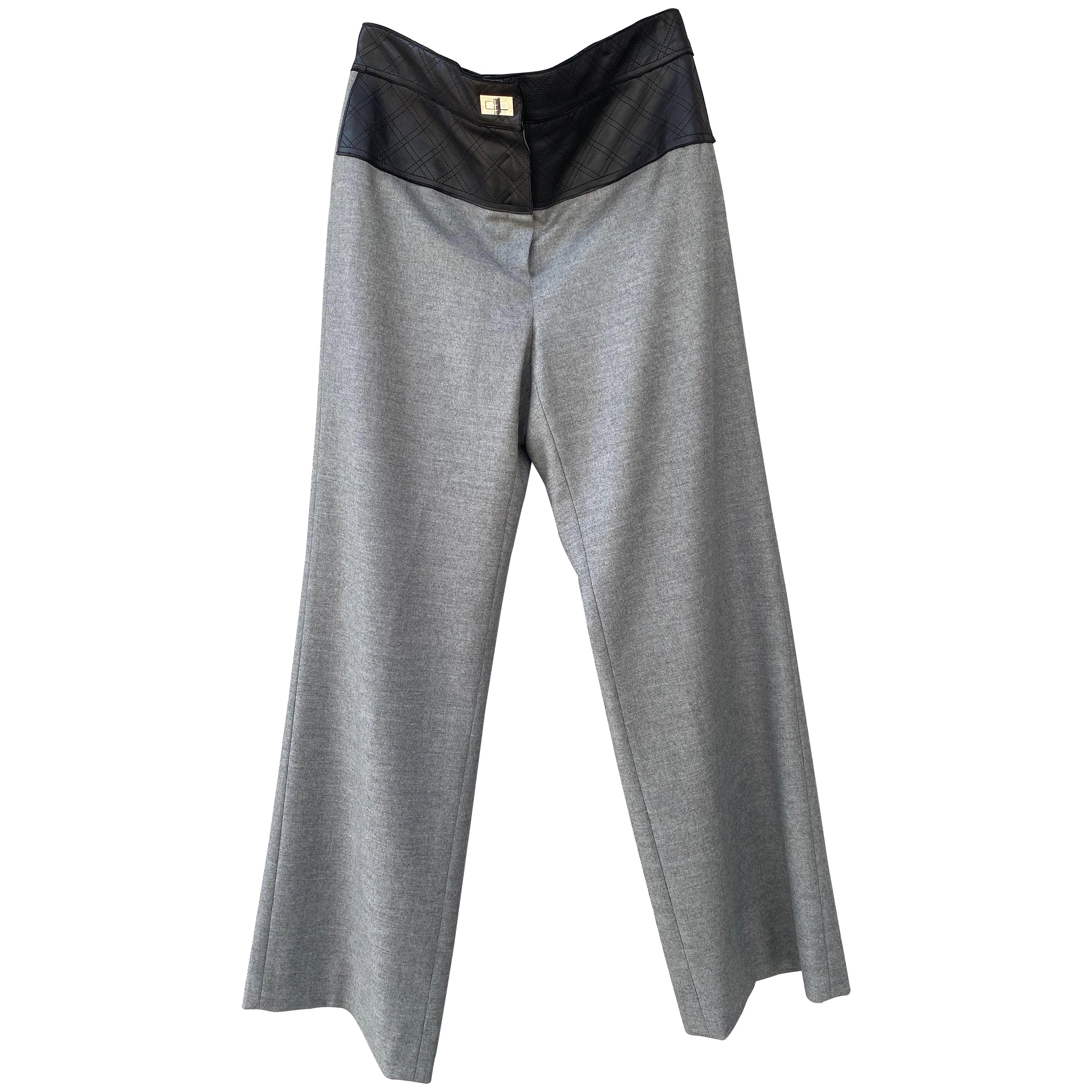 Chanel palazzo trousers
In wool and cashmere