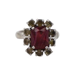 Christian Dior, bague vintage rectangulaire en argent avec cristaux rouges rubis, taille US 7, années 1970