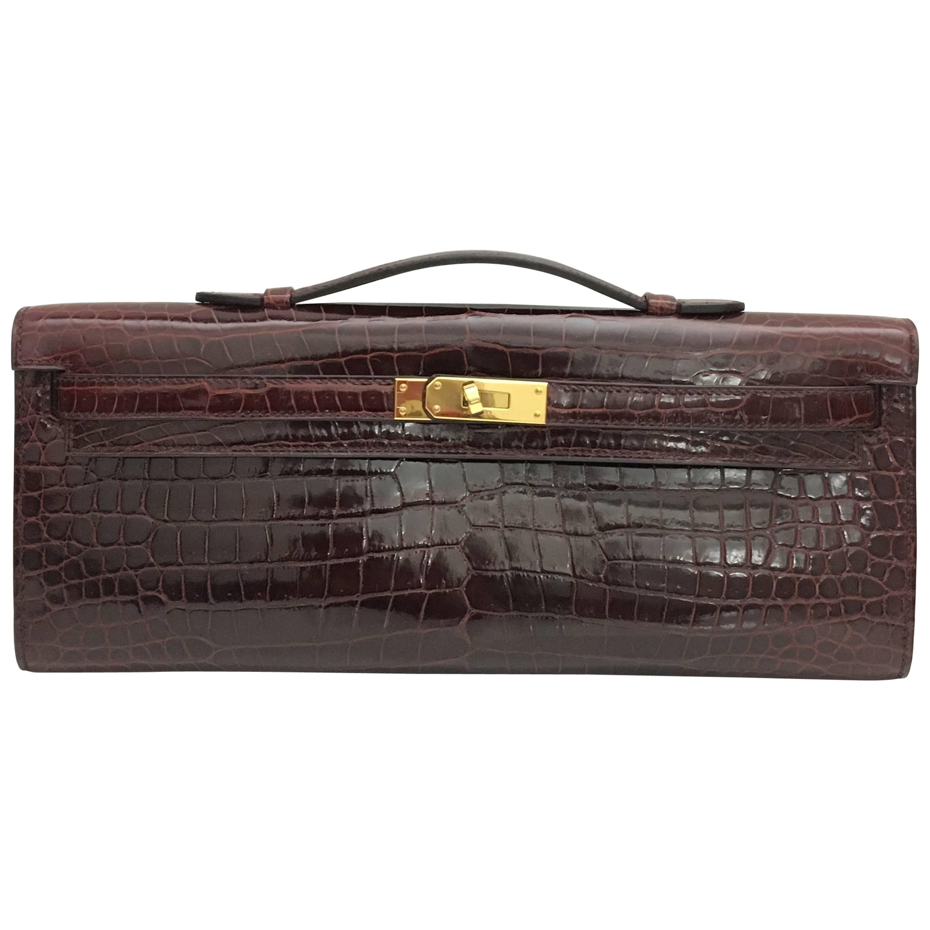 Brand New Hermes Kelly Cut Croc Bourgogne Shiny Croc GHW For Sale