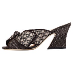 Fendi Brown/Beige Fabric Knotted Slide Sandals Size 36