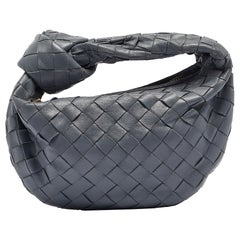 Bottega Veneta Grau Intrecciato Mini Jodie Hobo aus Leder aus Leder