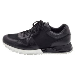 Louis Vuitton Nero Monogram Canvas e Mesh Run Away Lace Up Sneakers Taglia 41.5